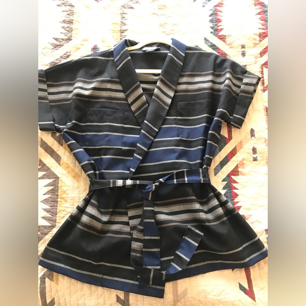 Gorgeous Pendleton ! ✨ - Picture 2 of 7